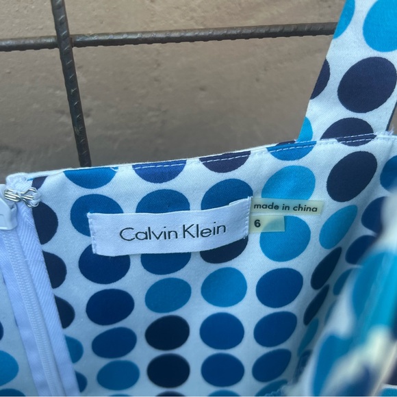 **** SOLD **** Calvin Klein Polka Dot Sleeveless Dress Size 6 - Picture 3 of 4